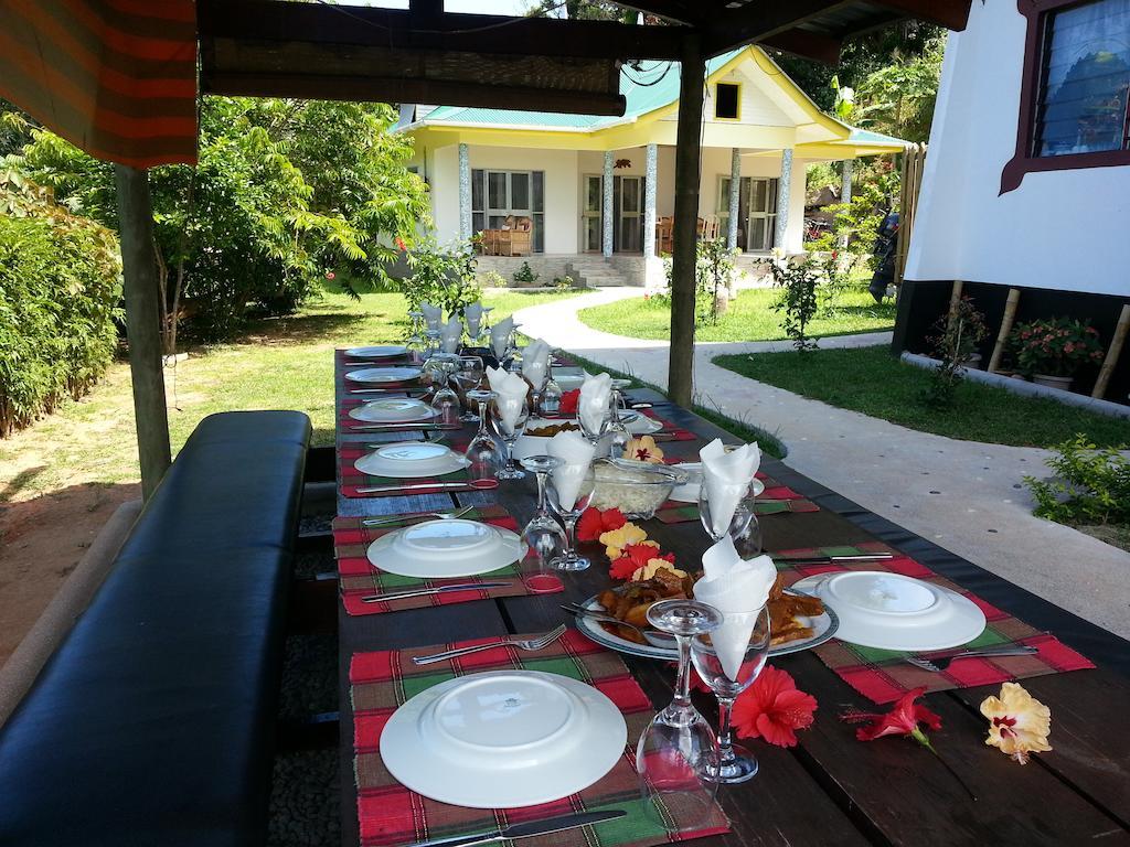 Zanboza Guesthouse Диг Екстериор снимка