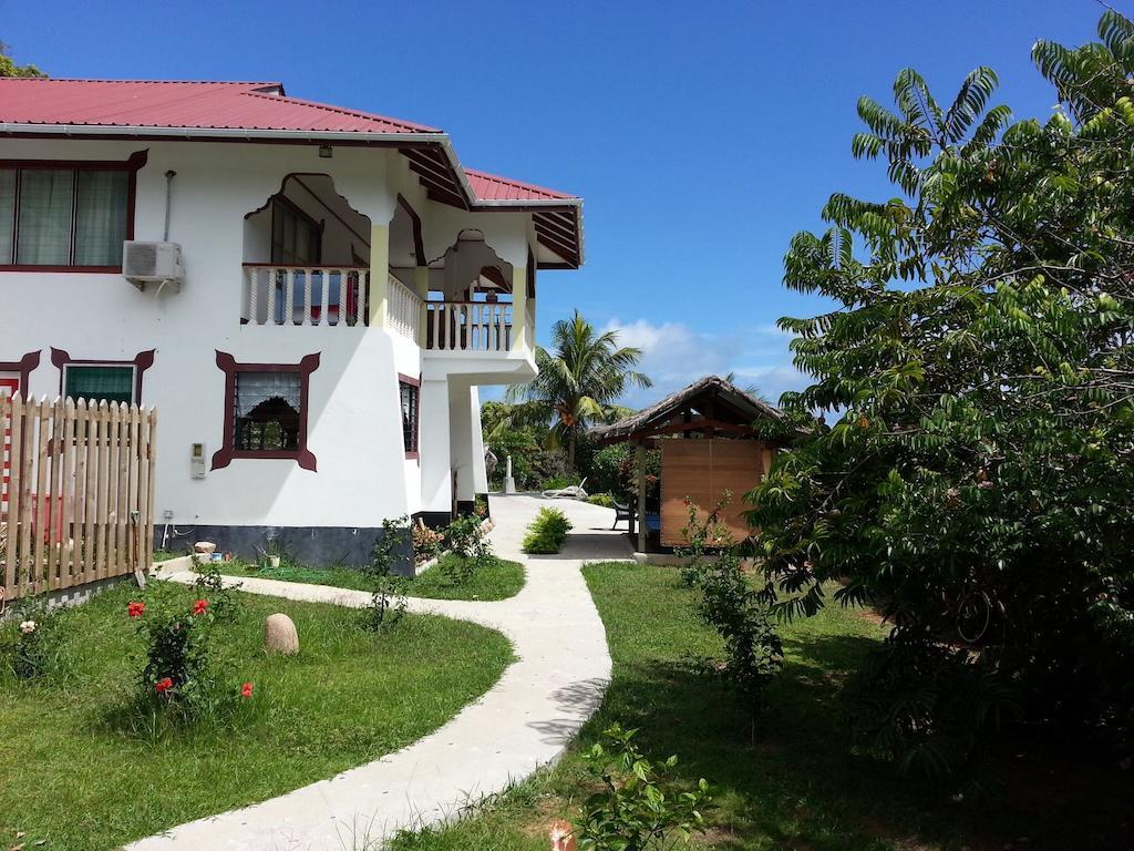 Zanboza Guesthouse Диг Екстериор снимка